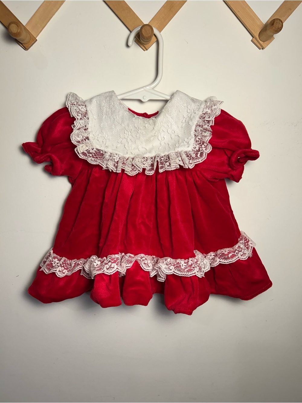 Vintage Girls Lace Collar Puff Sleeve Frilly Holiday Dress 9m